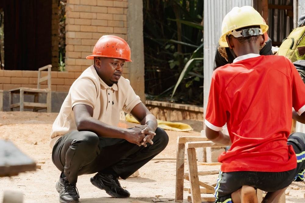 A Construction Club discussion before building begins